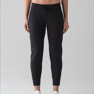 Lululemon • NTS Joggers